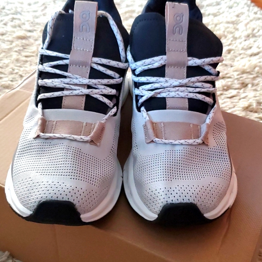 On cloudnova womens size 7